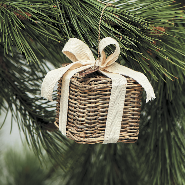 Rustic Rattan Christmas Present S