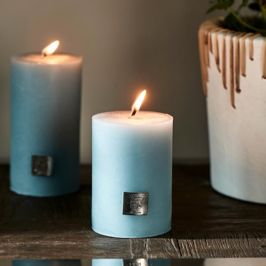 Rustic Candle blue 7 x 10
