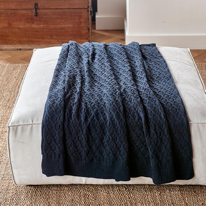 RM Knitted Cable Throw 180x130 blue