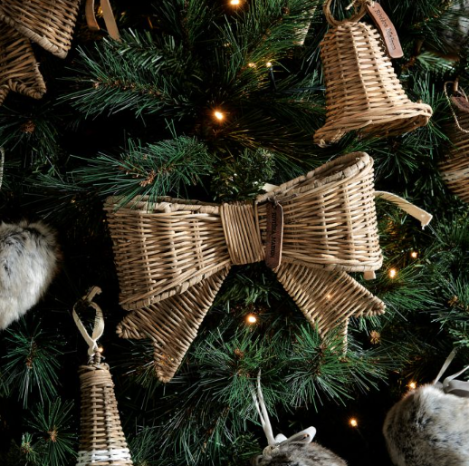 Rustic Rattan Jacky Bow Tree Topper