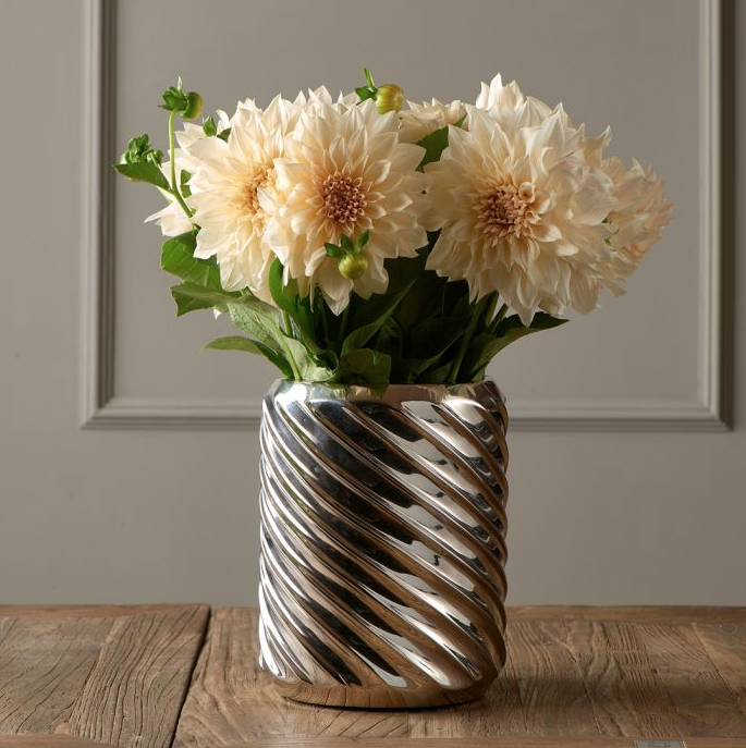 Avanti Swirl Vase