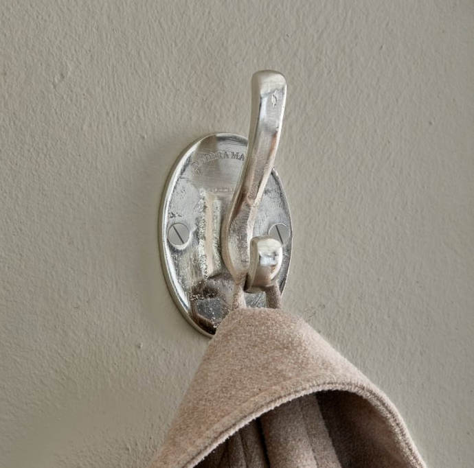 New Classic Hook silver