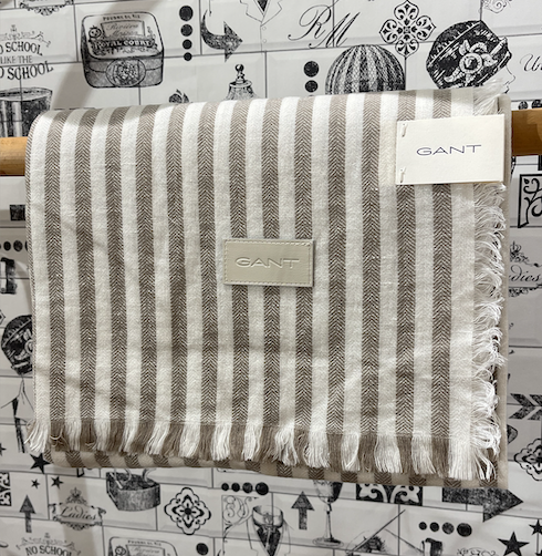 Gant Light Stripe Throw